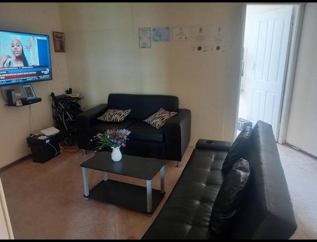 1 BEDROOM APARTMENT FOR SALE IN KENSINGTON